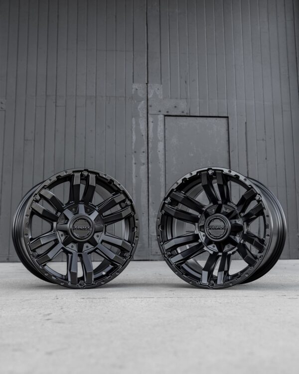 LC71/LC76/LC78/LC79 (16X8) 5x Vapour wheels Xtra black (5/150)