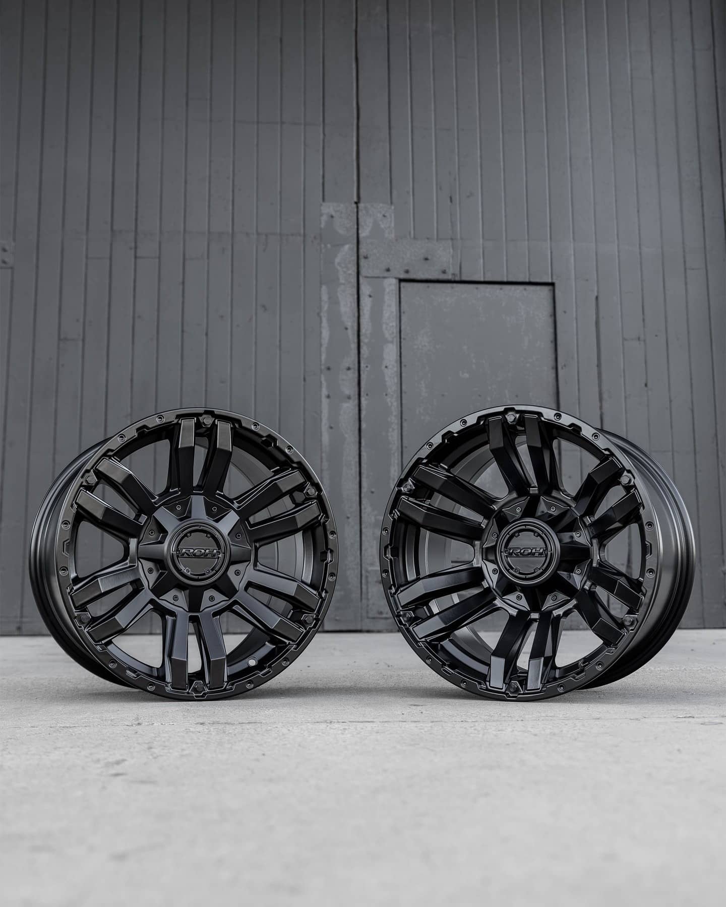 LC71/LC76/LC78/LC79 (16X8) 5x Vapour wheels Xtra black (5/150)