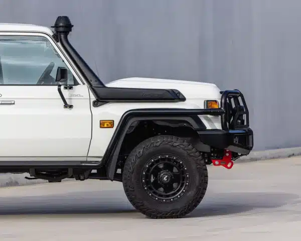 TOYOTA LC71/LC76/LC78/LC79 2007+ APEX Bull Bar with recovery points and underbody