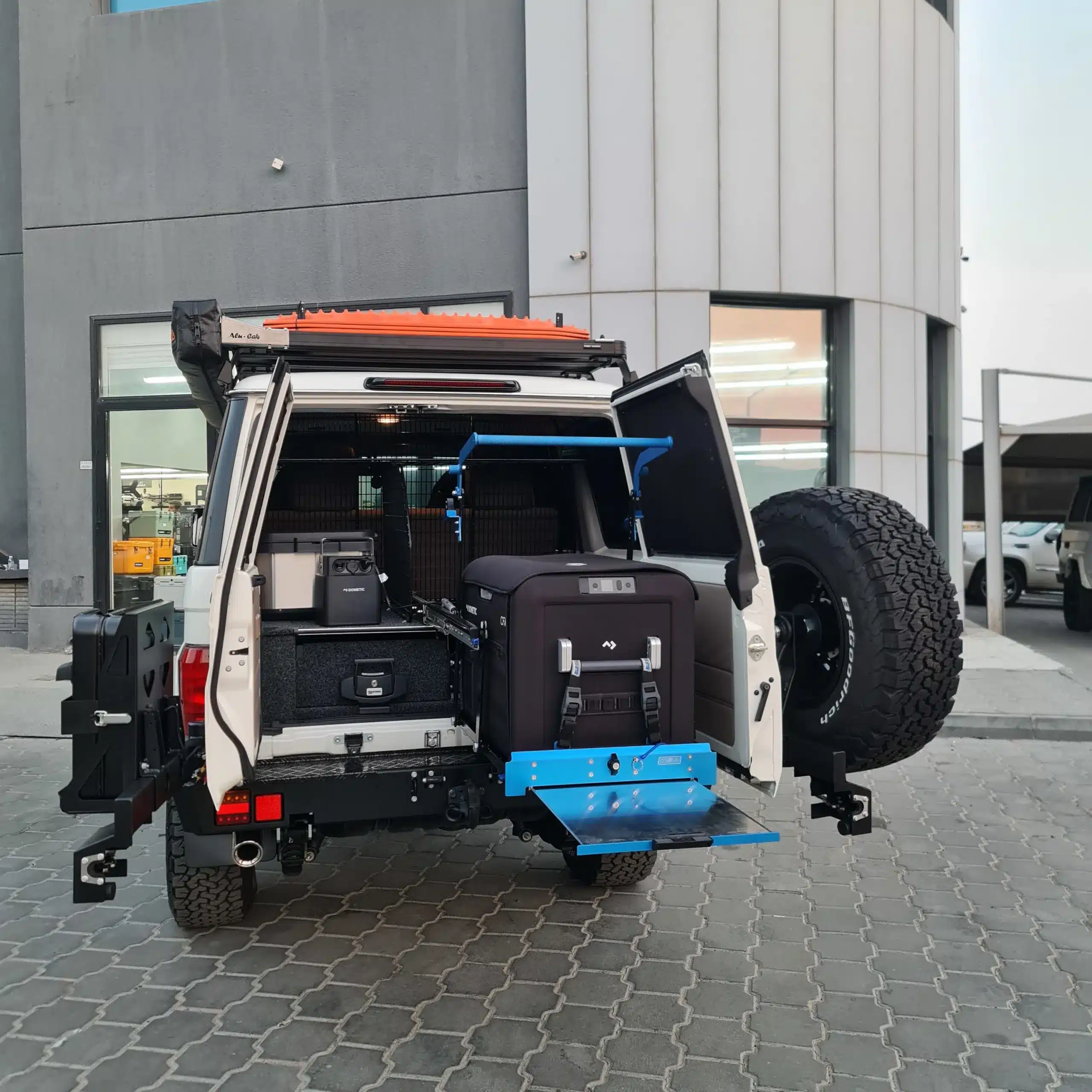 DS45 Fridge Drop Slide™ with Table