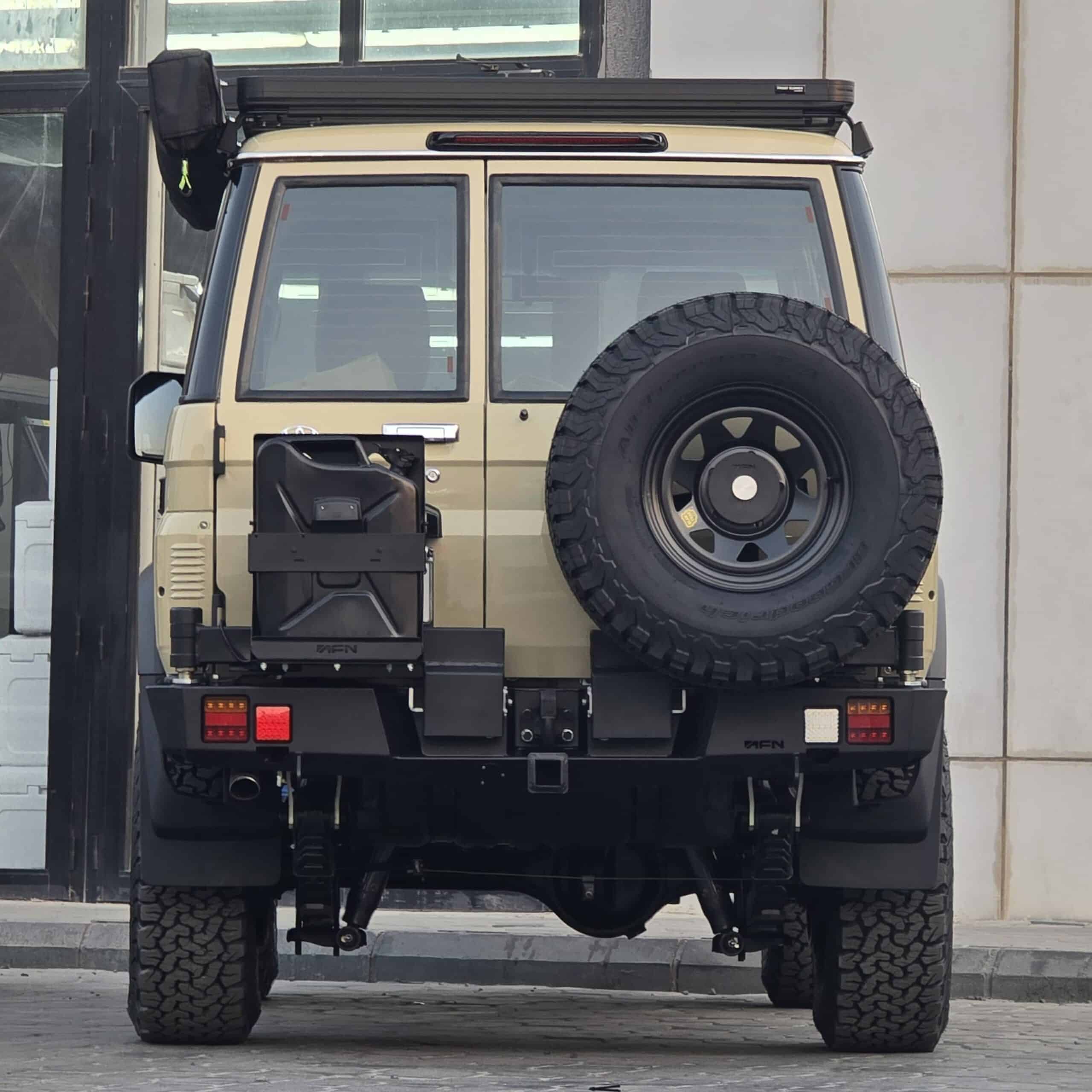 LC76 Rear bumper with Provision Towing hook